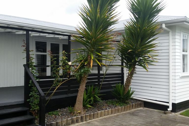 Photo of property in 4b Oak Avenue, Nawton, Hamilton, 3200