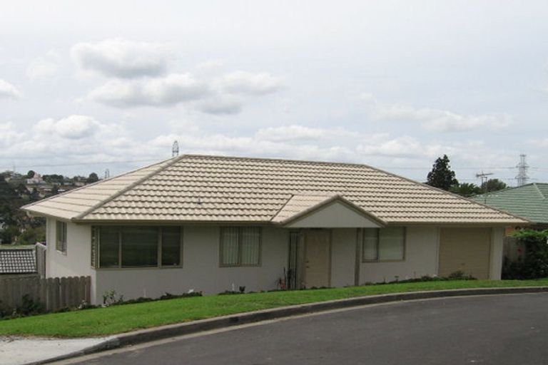 Photo of property in 11 Carling Avenue, Massey, Auckland, 0614