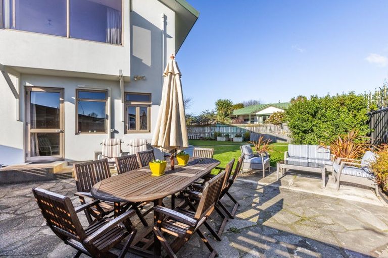 Photo of property in 308 Lyndon Road West, Hastings, 4122