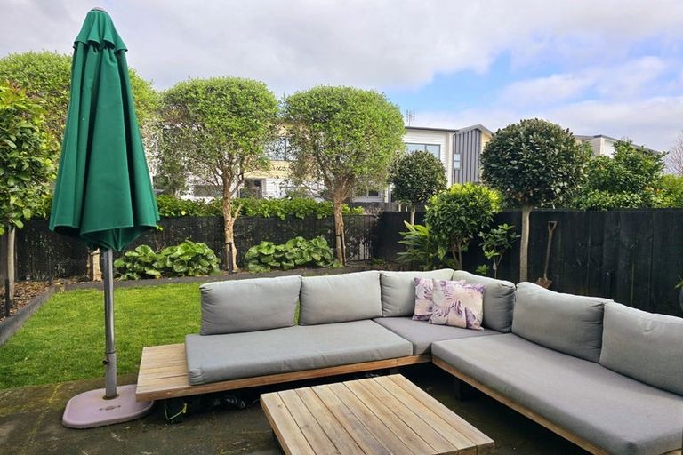 Photo of property in 36 Liberation Road, Papakura, 2110