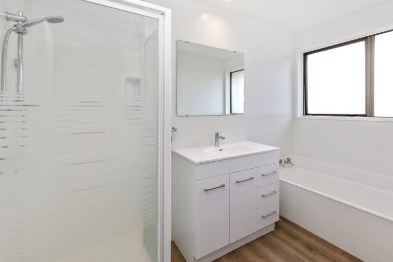 Photo of property in 76 Orrick Crescent, Avondale, Christchurch, 8061