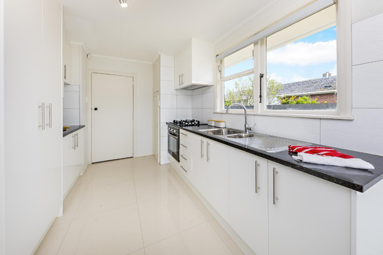 Photo of property in 7 Fairey Place, Mangere, Auckland, 2022