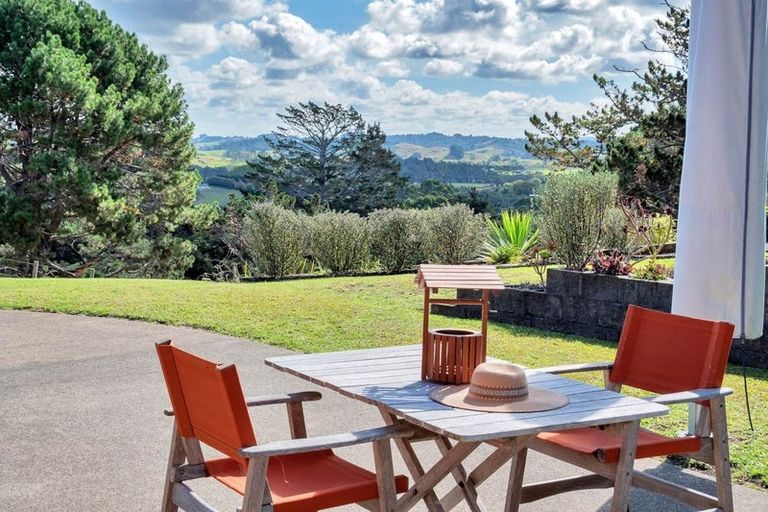 Photo of property in 150 Kennedy Road, Dairy Flat, Albany, 0792