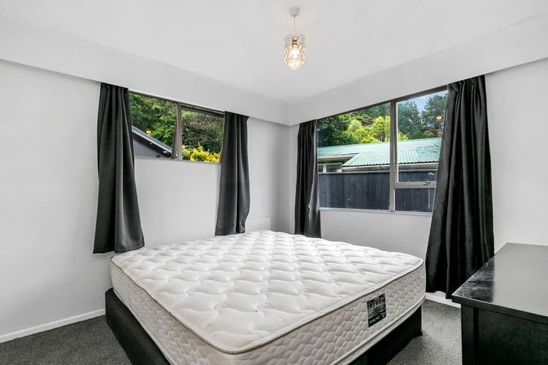 Photo of property in 12c Lane Street, Wallaceville, Upper Hutt, 5018