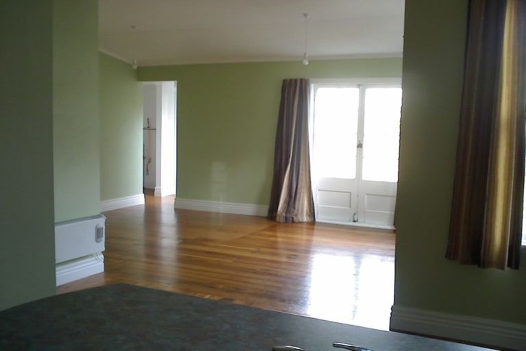 Photo of property in 20 Elizabeth Street, Petone, Lower Hutt, 5012