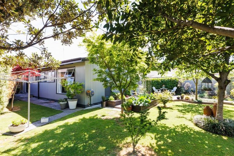 Photo of property in 7 Dampier Avenue, Awapuni, Palmerston North, 4412