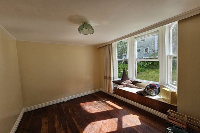 Photo of property in 32 Devon Street, Aro Valley, Wellington, 6021