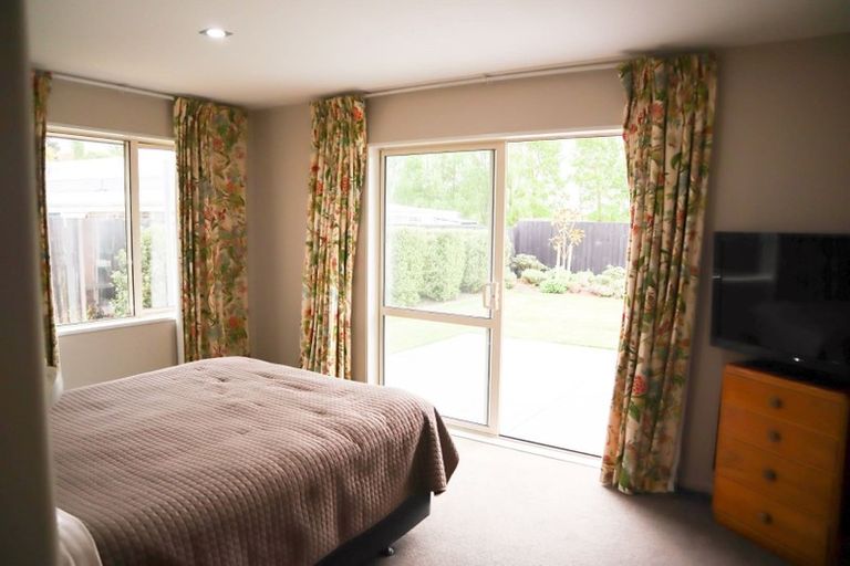 Photo of property in 12 Catkins Lane, Mairehau, Christchurch, 8052