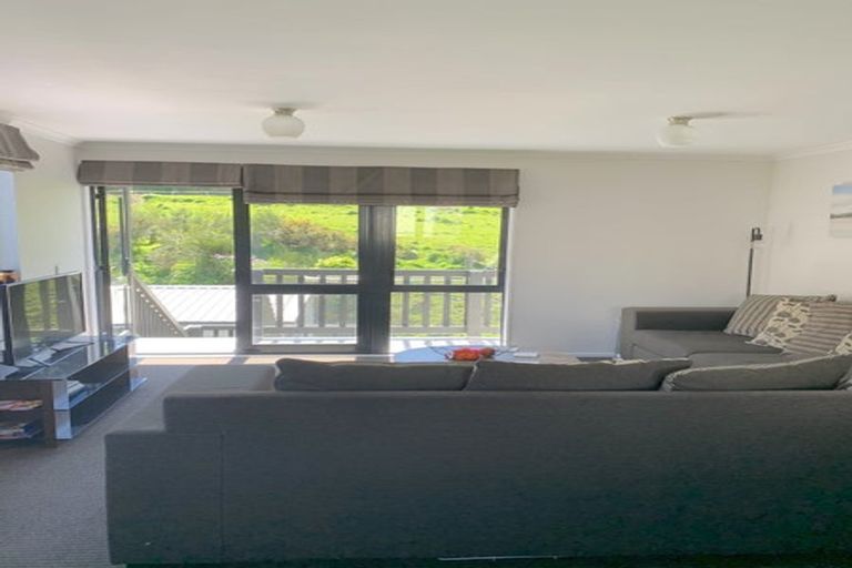 Photo of property in 32 Rhine Street, Island Bay, Wellington, 6023