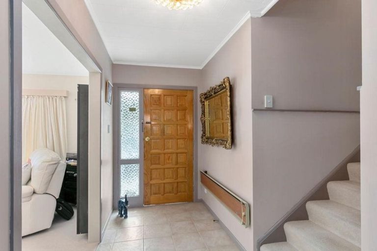 Photo of property in 22 Bloomfield Terrace, Hutt Central, Lower Hutt, 5010