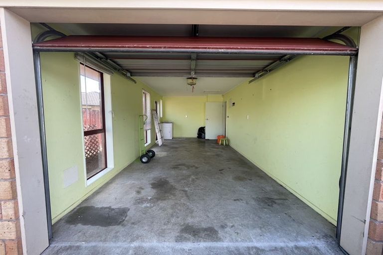 Photo of property in 32 Twickenham Place, Nawton, Hamilton, 3200