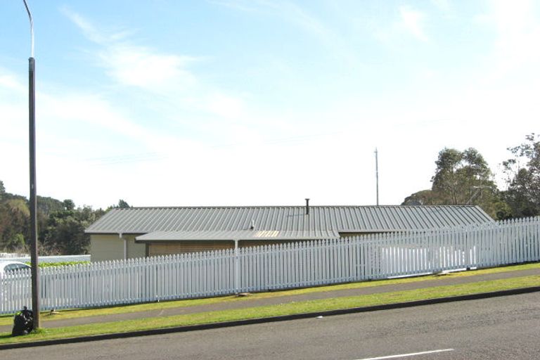 Photo of property in 11 Puketotara Street, Highlands Park, New Plymouth, 4312