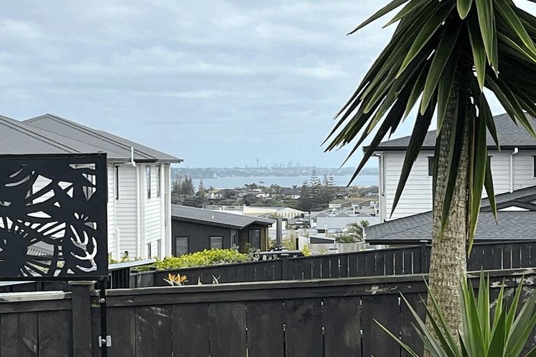 Photo of property in 57 Seventh View Avenue, Beachlands, Auckland, 2018
