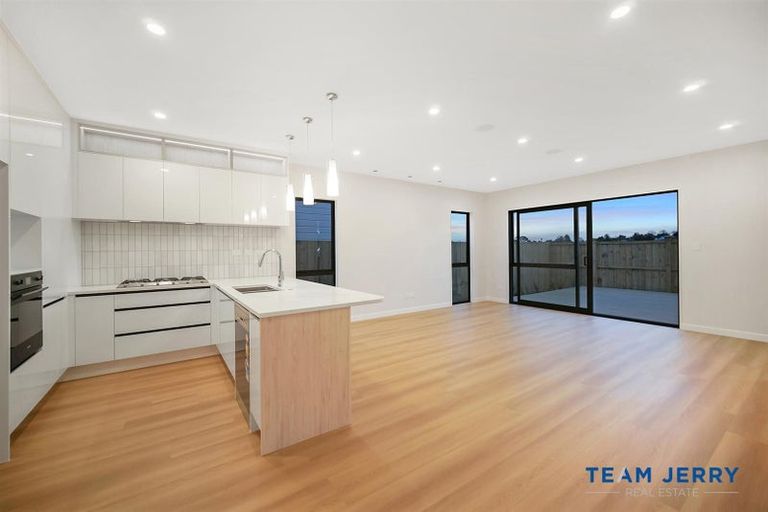 Photo of property in 1 Archibald Lane, Opaheke, Papakura, 2113