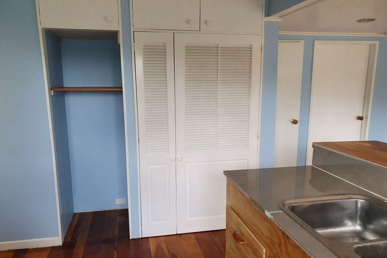 Photo of property in 279 Motutara Road, Muriwai, Waimauku, 0881