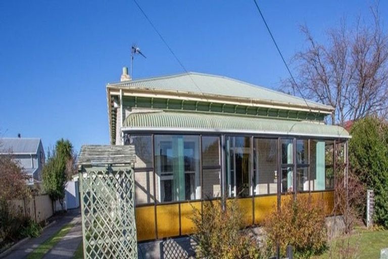 Photo of property in 35 Wyndham Street, Carterton, 5713