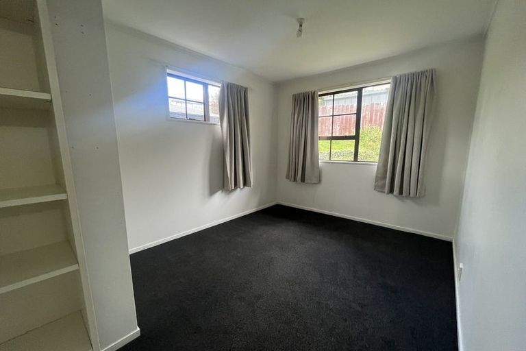 Photo of property in 169 Mark Avenue, Grenada Village, Wellington, 6037