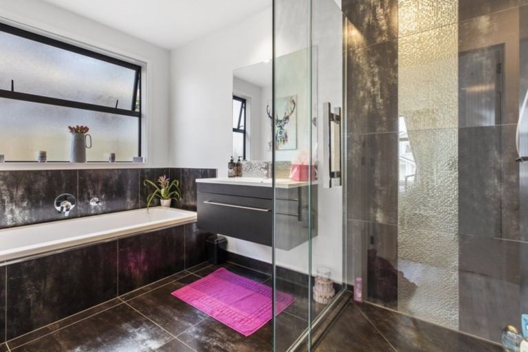 Photo of property in 97 Ormonde Drive, Silverdale, 0932