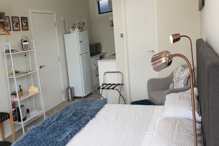 Photo of property in 8 Bovett Place, Wanaka, 9305