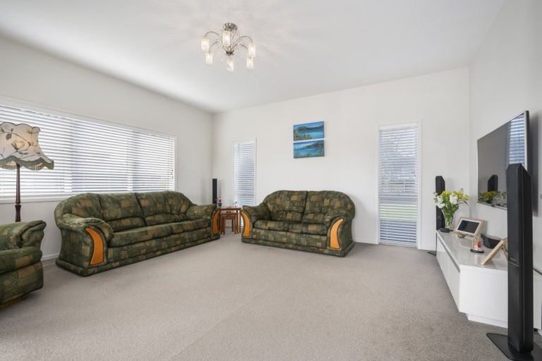 Photo of property in 5 Holyoake Terrace, Omokoroa, 3114