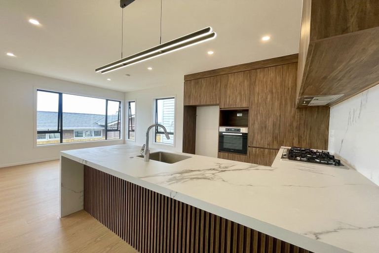 Photo of property in 91b Sunrise Avenue, Murrays Bay, Auckland, 0630