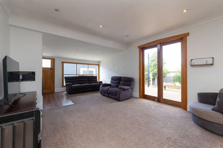 Photo of property in 22 Monrad Street, Highbury, Palmerston North, 4412