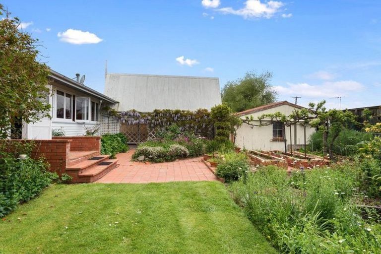 Photo of property in 72 Wellington Street, Hamilton East, Hamilton, 3216