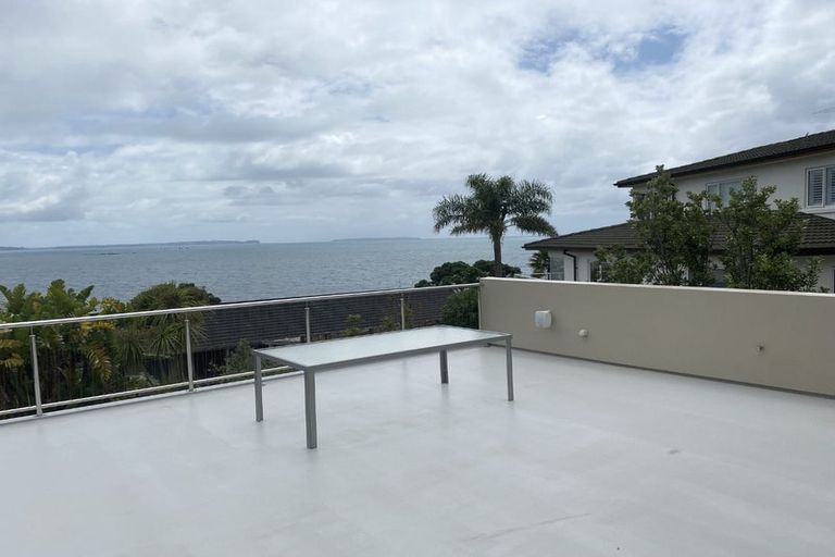 Photo of property in 51 Churchill Road, Murrays Bay, Auckland, 0630