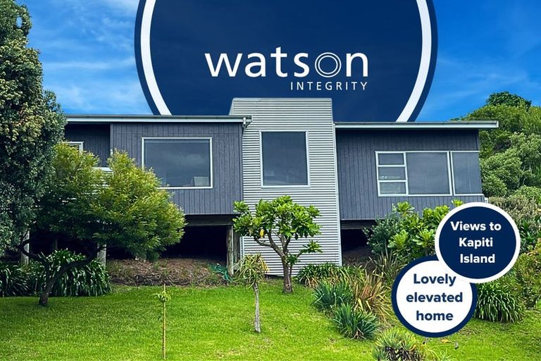 Photo of property in 8 Sunset Terrace, Waikanae Beach, Waikanae, 5036