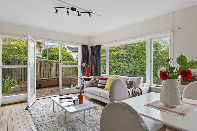 Photo of property in 79 Hebron Road, Waiake, Auckland, 0630