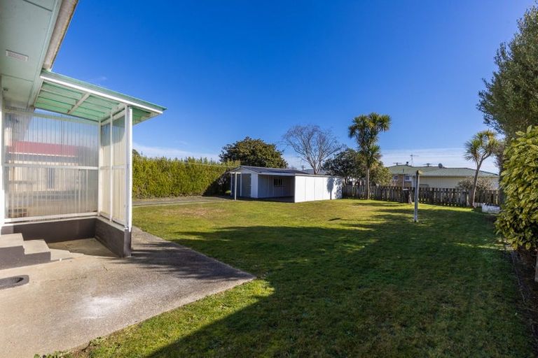 Photo of property in 11 Bartholomew Road, Levin, 5510