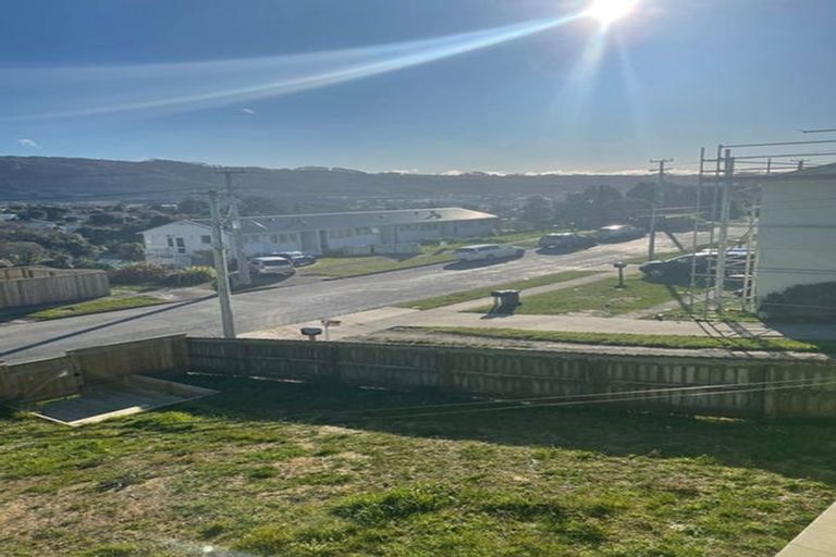 Photo of property in 121 Gear Terrace, Ranui, Porirua, 5024