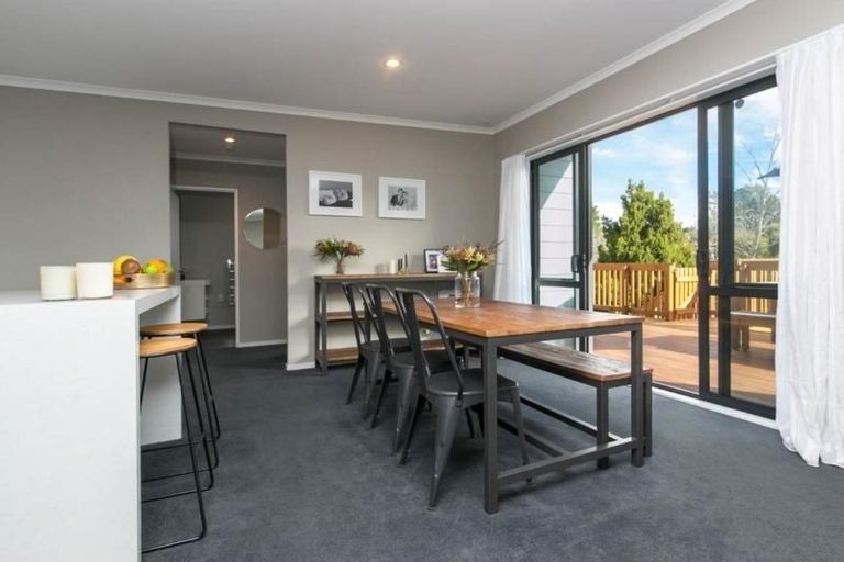 Photo of property in 518c West Coast Road, Oratia, Auckland, 0604