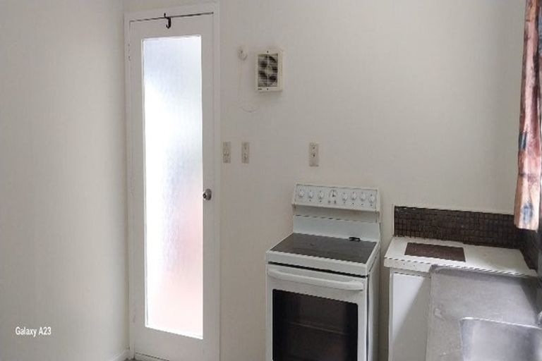 Photo of property in 5a Magnolia Grove, Maungaraki, Lower Hutt, 5010