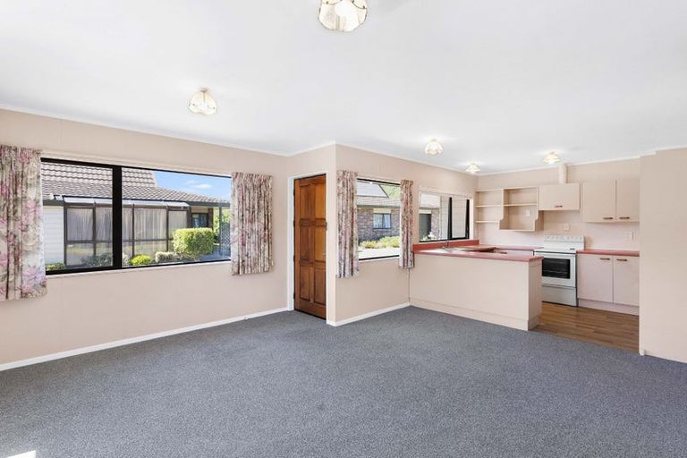 Photo of property in Rimu Village, 17/72 Rimu Road, Raumati Beach, Paraparaumu, 5032