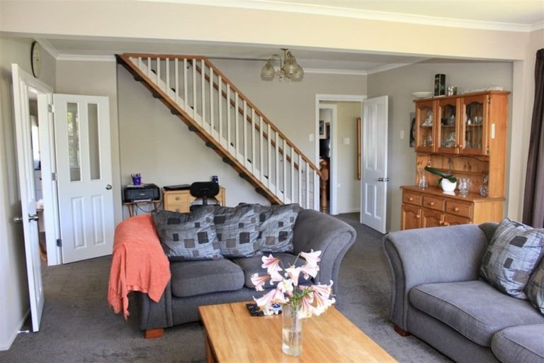 Photo of property in 10 Crofton Road, Harewood, Christchurch, 8051