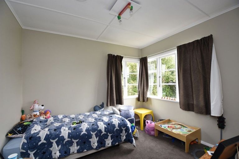 Photo of property in 10 Lockerbie Street, Turnbull Thomson Park, Invercargill, 9810