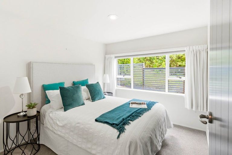 Photo of property in 40 Marine Parade, Macandrew Bay, Dunedin, 9014