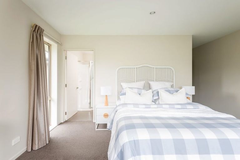 Photo of property in 8 Gosling Crescent, Halswell, Christchurch, 8025