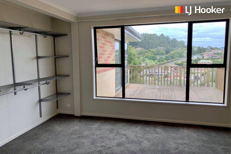 Photo of property in 32 Tomkins Street, Green Island, Dunedin, 9018