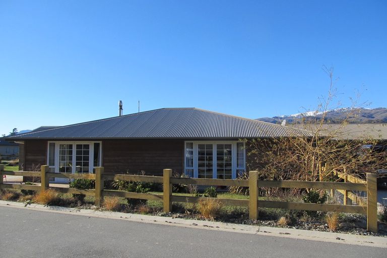 Photo of property in 44 Perriam Place, Mount Pisa, Cromwell, 9383