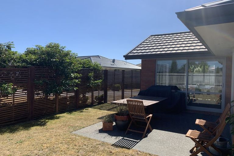 Photo of property in 9 Austen Place, Rolleston, 7614