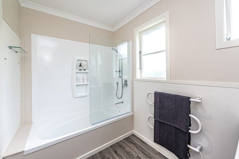 Photo of property in 16 Nikau Street, Tawhero, Whanganui, 4501