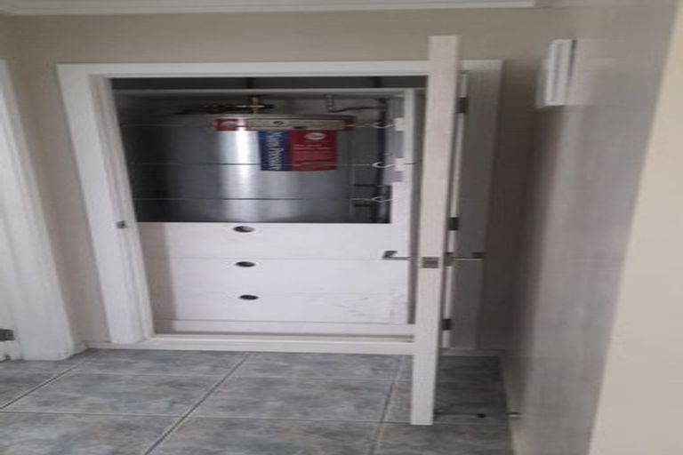 Photo of property in 99 Coronation Road, Hillcrest, Auckland, 0627