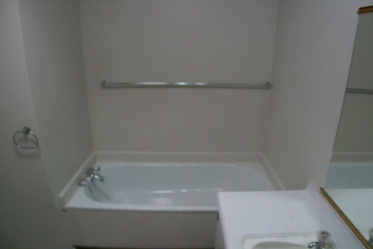 Photo of property in 10 Amapur Drive, Khandallah, Wellington, 6035