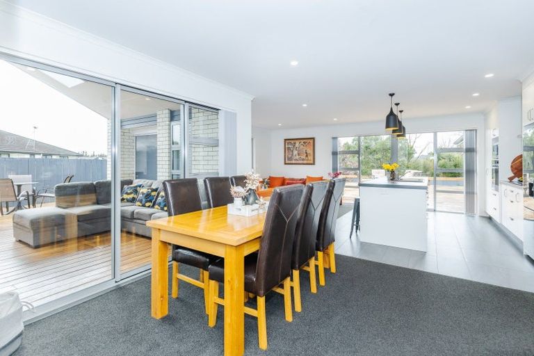 Photo of property in 55 Edgeview Crescent, Fitzroy, Hamilton, 3206