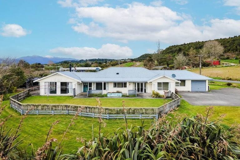 Photo of property in 161 Woodstock-rimu Road, Ruatapu, Hokitika, 7883