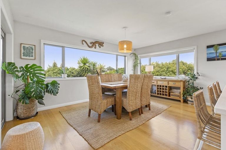 Photo of property in 8 Puka Place, Raglan, 3225