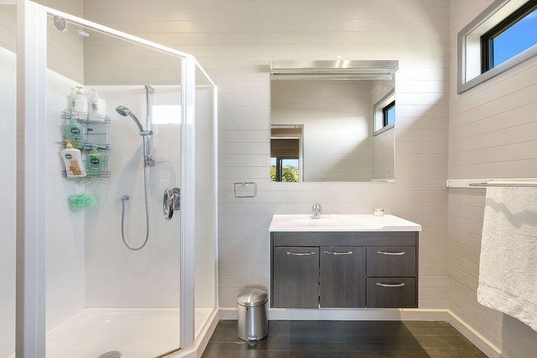 Photo of property in 14 Kahutea Terrace, Titahi Bay, Porirua, 5022