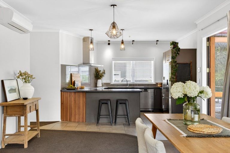 Photo of property in 913 Lawrence Street, Akina, Hastings, 4122